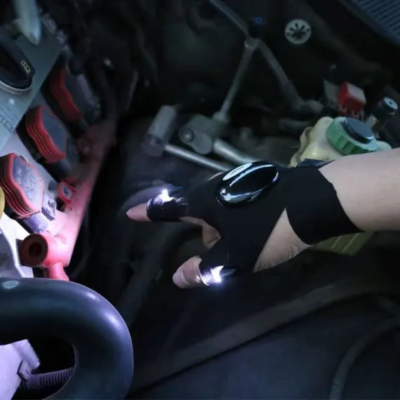 Mănuși cu lanternă